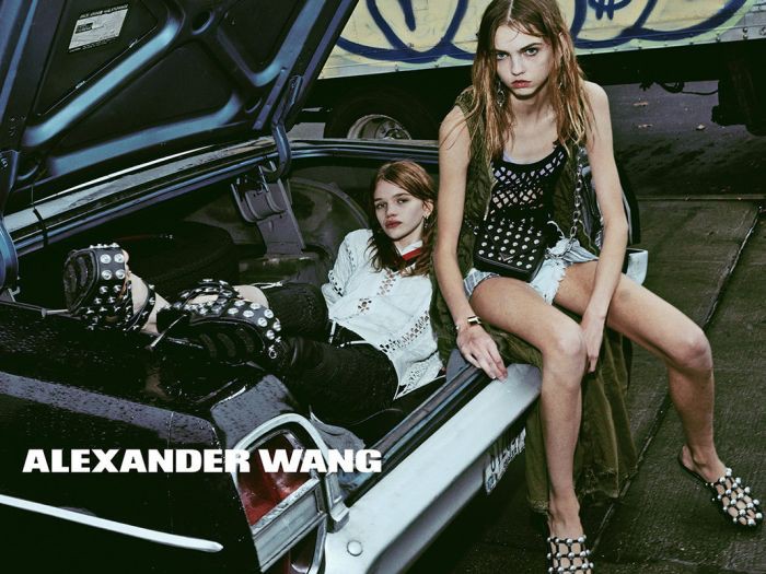 「ALEXANDER WANG（アレキサンダー ワン）」SNSを組み込んだ16年春夏キャンペーン
