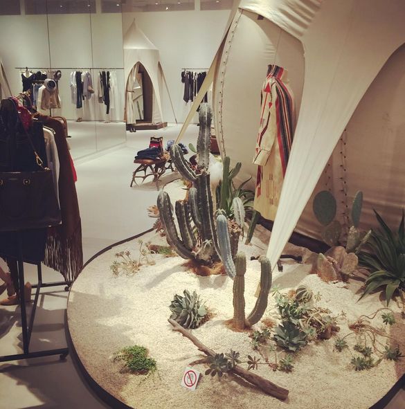 砂漠を旅するるキャラバンをテーマに「L’Appartement（アパルトモン）」がリオープン | fashion bible 宮田 理江