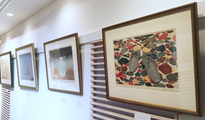 「matohu（まとふ）」表参道本店がオープン５周年　浮世絵版画の立原位貫展を開催