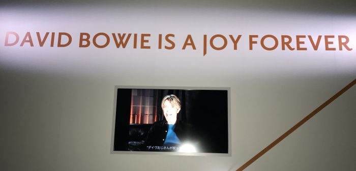 DAVID BOWIE is　デヴィッド・ボウイ大回顧展