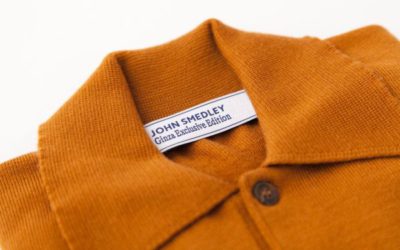 「JOHN SMEDLEY（ジョン スメドレー）」、銀座店の25周年を記念したニットポロシャツ発売