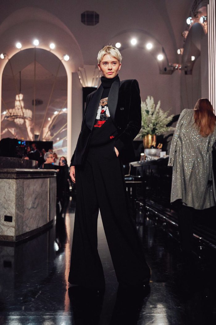 「Ralph Lauren（ラルフ ローレン）」、2019-20年秋冬ウィメンズコレクション　ブラックタイの着こなしを提案