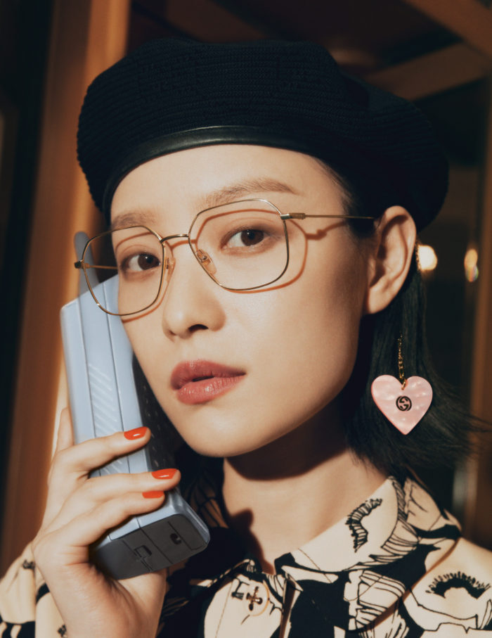 レトロな電話がキーモチーフ 「GUCCI（グッチ）」、2021-22年秋冬アイウェアのキャンペーンを公開 | fashion bible 宮田 理江