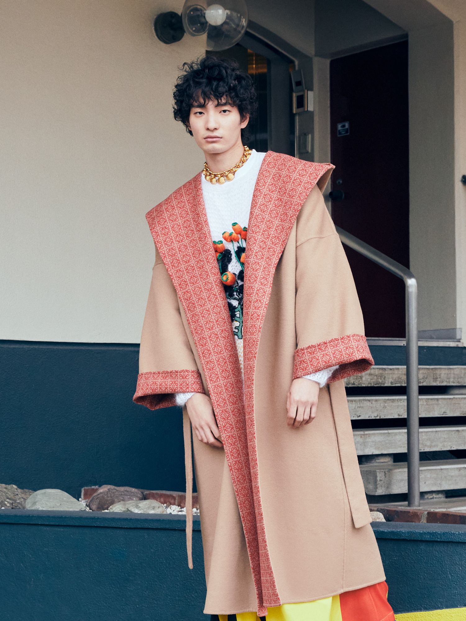 夏木マリや中村アンを起用 「LOEWE（ロエベ）」、2022春夏プレコレクションのコート キャンペーンのビジュアルを発表 | fashion bible 宮田 理江