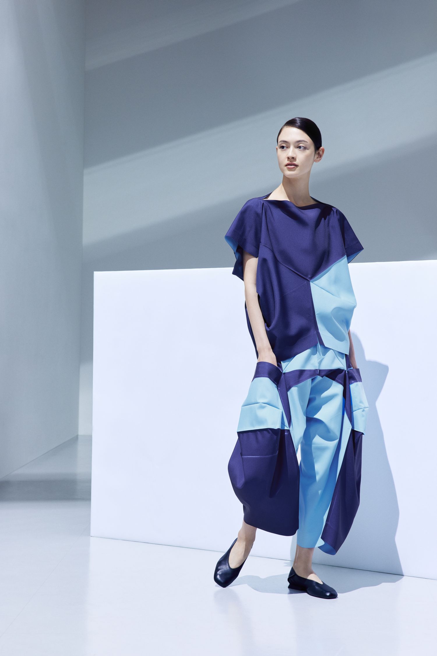 132 5. ISSEY MIYAKE（イッセイミヤケ）」から新作コレクション「OPEN