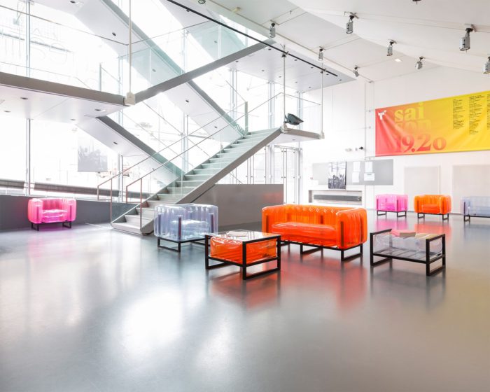 手編みクロッシェスニーカー「AMROSE（アムローズ）」と家具デザインスタジオ　パリ２ブランドの合同ポップアップイベントが開催