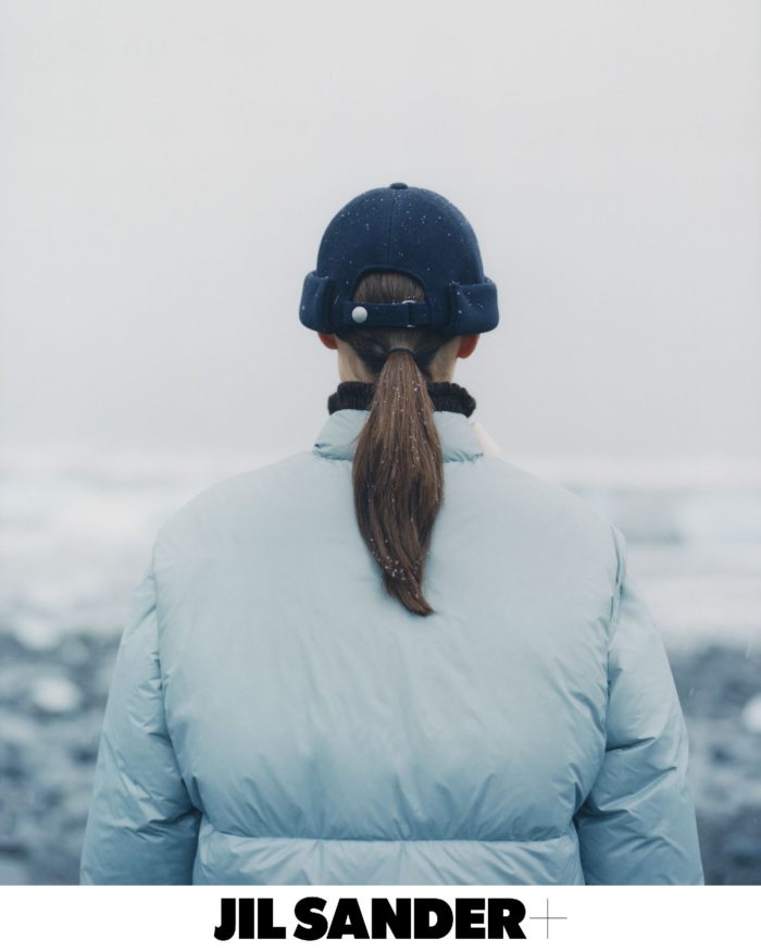 「JIL SANDER+（ジル サンダー＋）」、イギリスの写真家、ニッキー・マクラーロンによる2022年秋冬キャンペーンを公開