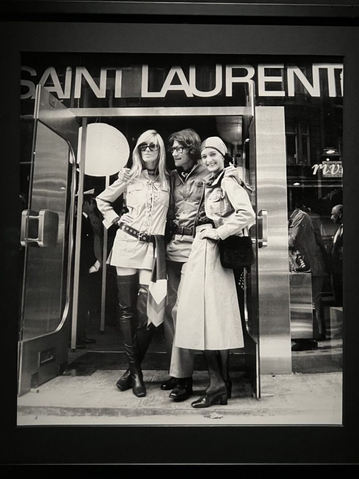 イヴ・サンローランのミューズを知る展覧会　「BETTY CATROUX YVES SAINT LAURENT 唯一無二の女性展」、ベティ・カトルーは時代を超えたロールモデル