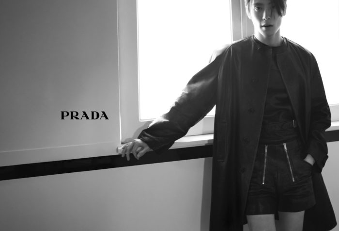 「PRADA（プラダ）」、2023年春夏広告キャンペーン「TOUCH OF CRUDE」を発表　短編映画で表現