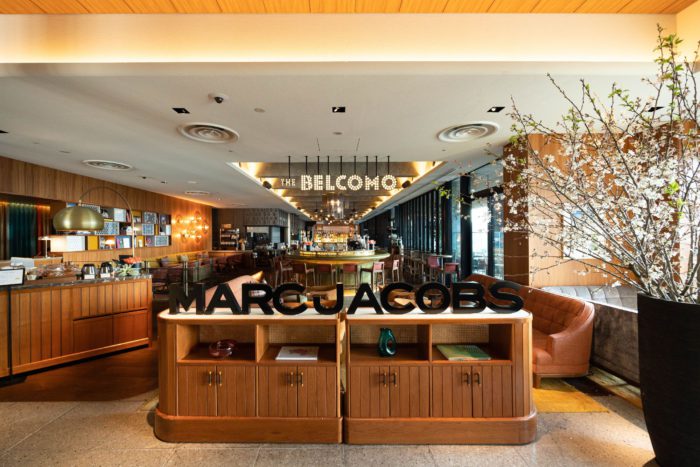 「MARC JACOBS（マーク ジェイコブス）」、東京・青山で「MARC JACOBS CAFE」をオープン