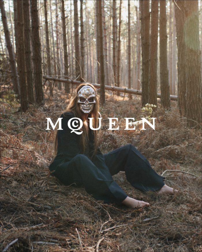 「McQueen（マックイーン）」が新しいロゴを公開　ブランドの新章がスタート