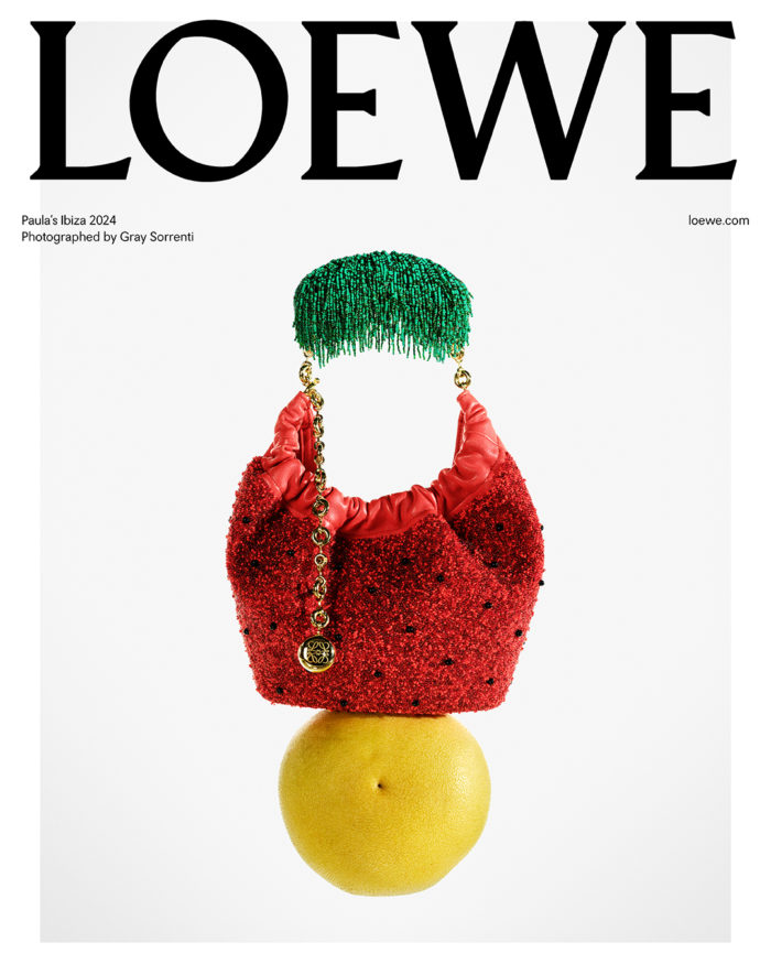 「LOEWE（ロエベ）」、「パウラズイビザ」コレクションを発売