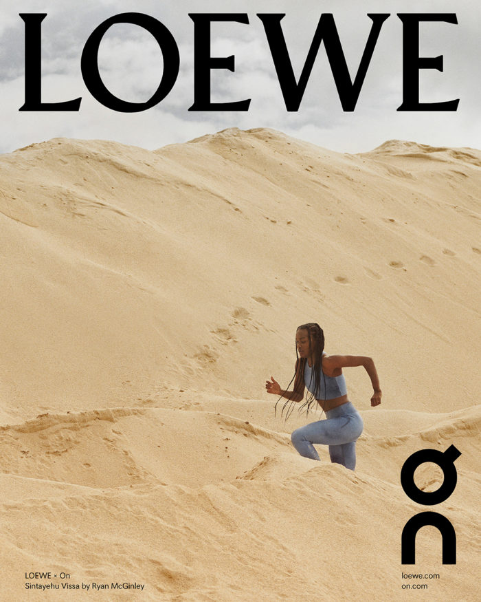 「LOEWE（ロエベ）」と「On」のコラボ新コレクションが発売　アクティブウェアやシューズなど幅広く