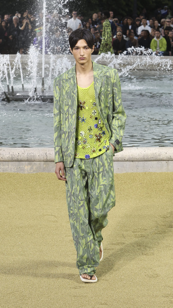 「KENZO（ケンゾー）」、2025年春夏コレクションを発表