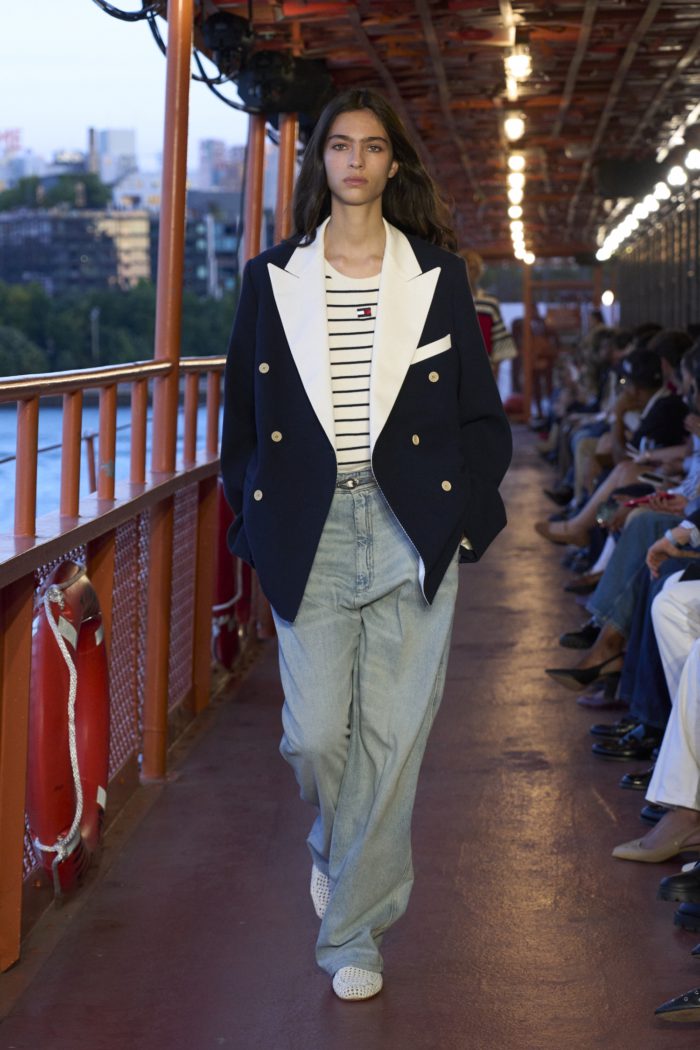 「TOMMY HILFIGER（トミー ヒルフィガー）」、2025年スプリングコレクションを発表