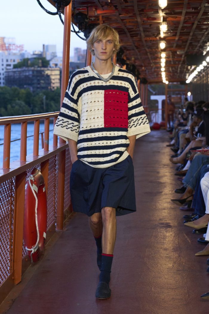 「TOMMY HILFIGER（トミー ヒルフィガー）」、2025年スプリングコレクションを発表