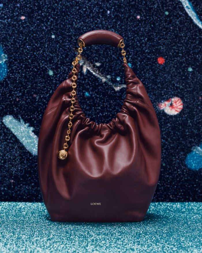 「LOEWE（ロエベ）、スナ・フジタと再コラボ　ホリデーコレクション発売