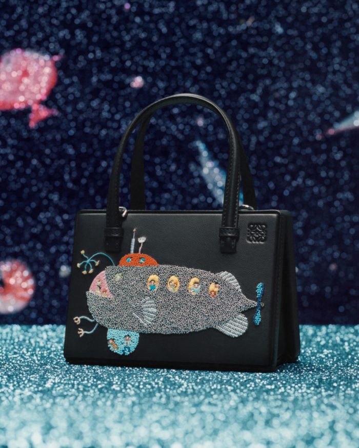「LOEWE（ロエベ）、スナ・フジタと再コラボ　ホリデーコレクション発売