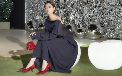 「JIMMY CHOO（ジミー チュウ）」、ホリデーインスタレーション「JIMMY CHOO Silver Garden」を東京・銀座でスタート　