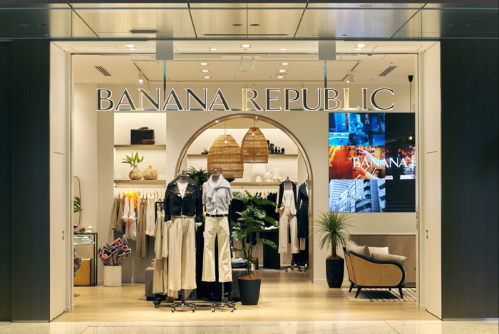 「BANANA REPUBLIC（バナナ・リパブリック）」、虎ノ門ヒルズ店がオープン