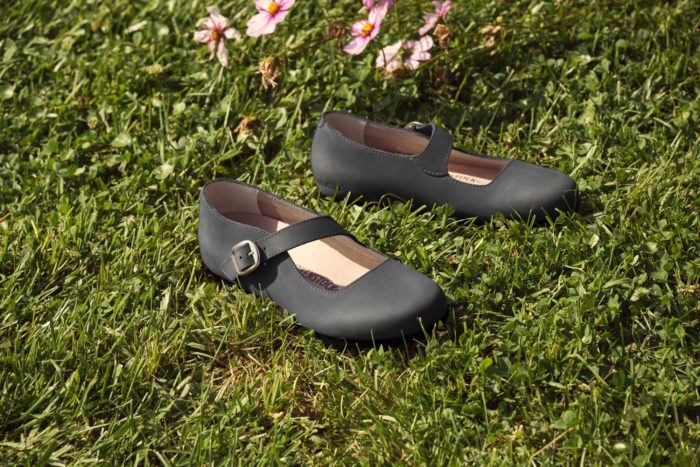 「BIRKENSTOCK（ビルケンシュトック）」、メリージェーン「TRACY(トレーシー)」を発売