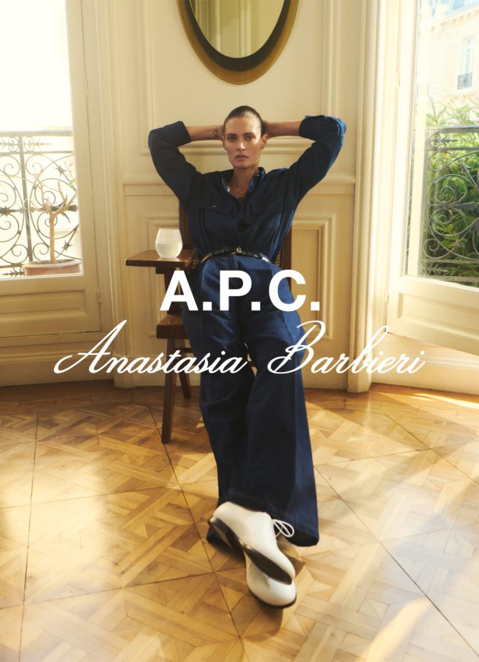 「A.P.C. ANASTASIA BARBIERI INTERACTION #26」を発売