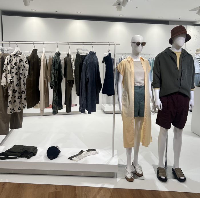 ユニクロ（UNIQLO）2025年春夏コレクション展示会リポート