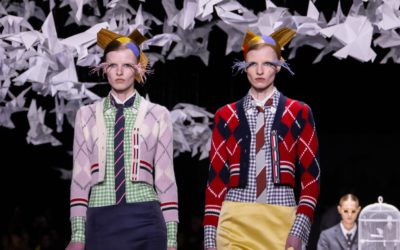 「THOM BROWNE（トム ブラウン）」、2025-26年秋冬コレクションを発表　自由を求める鳥たちをイメージ