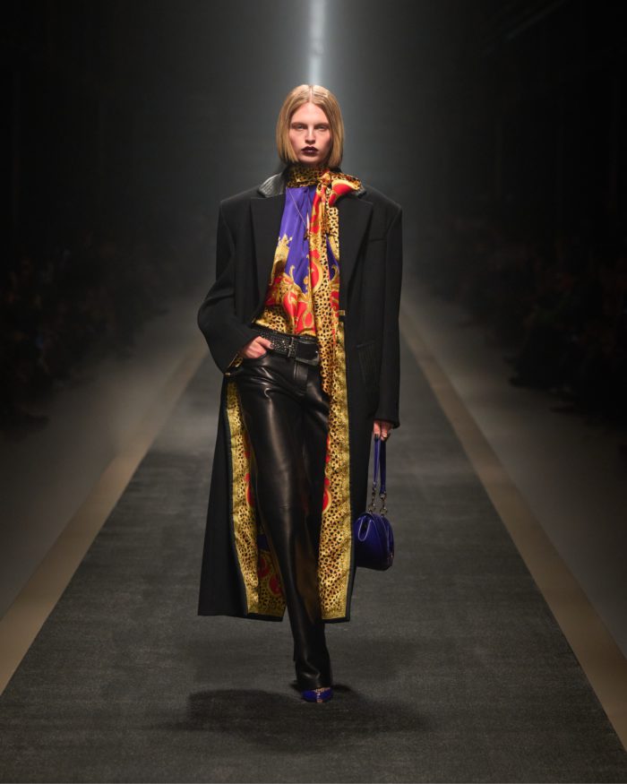 「VERSACE（ヴェルサーチェ）」、2025-26年秋冬コレクションを発表