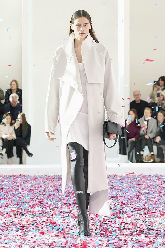 「Courrèges（クレージュ）」、2025-26年秋冬コレクションを発表