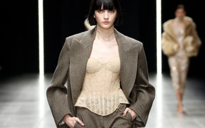 「ERMANNO SCERVINO（エルマンノ シェルヴィーノ）」、2025-26年秋冬コレクションを発表　「女性らしさ」を再定義