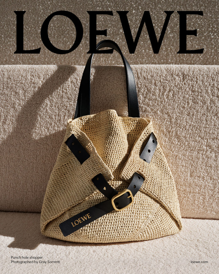 「LOEWE（ロエベ）」、2025年秋冬プレコレクションのキャンペーンを公開　シグネチャーバッグに新たな色・素材