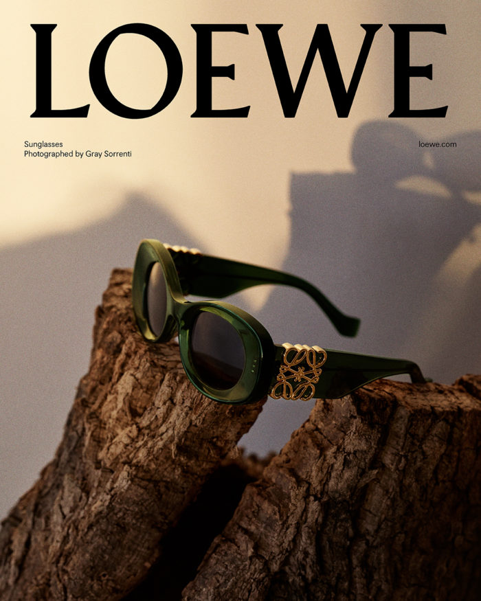 「LOEWE（ロエベ）」、2025年秋冬プレコレクションのキャンペーンを公開　シグネチャーバッグに新たな色・素材