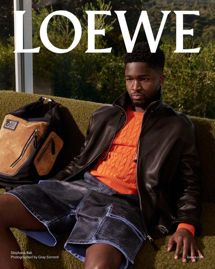 「LOEWE（ロエベ）」、2025年秋冬プレコレクションのキャンペーンを公開　シグネチャーバッグに新たな色・素材