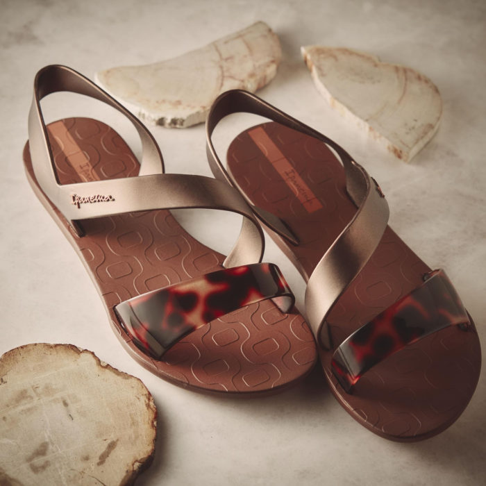 VIBE SANDAL　3,630円（税込）