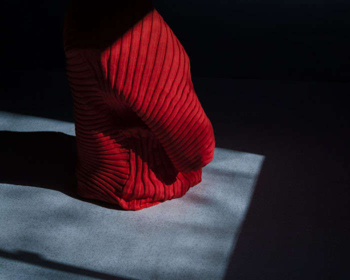 ISSEY MIYAKEの特別展示「[N]either [N]or」