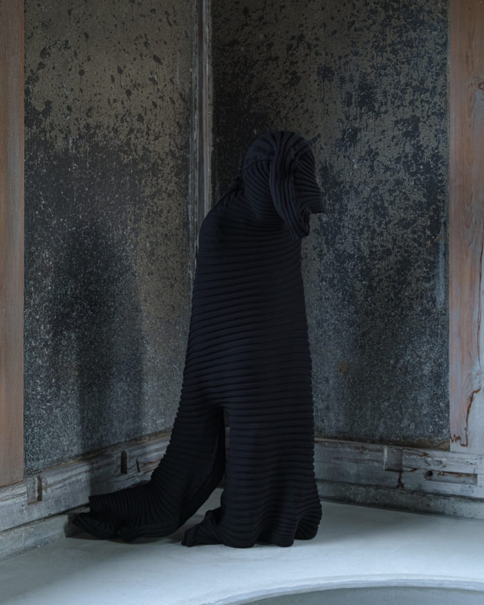 ISSEY MIYAKEの特別展示「[N]either [N]or」