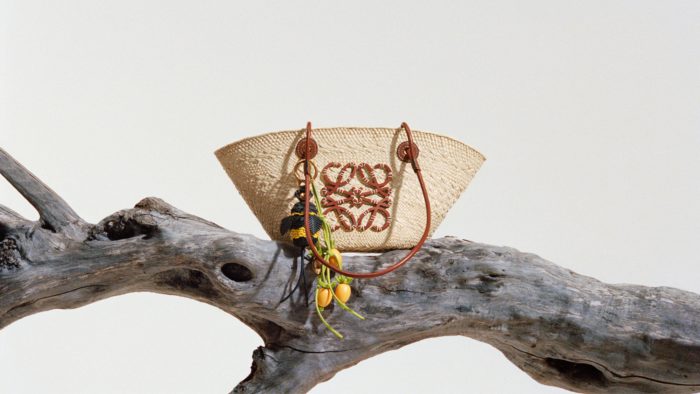 「LOEWE（ロエベ）」、夏のバスケットコレクション発売