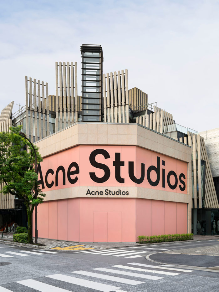 「Acne Studios（アクネ ストゥディオズ）」、東京・青山でフラッグシップストアを移転・拡大オープン