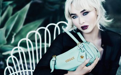「VERSACE（ヴェルサーチェ）」、銀座三越本館でウィメンズバッグのポップアップ開催　「ラ ヴァカンツァ」コレクション発売を記念