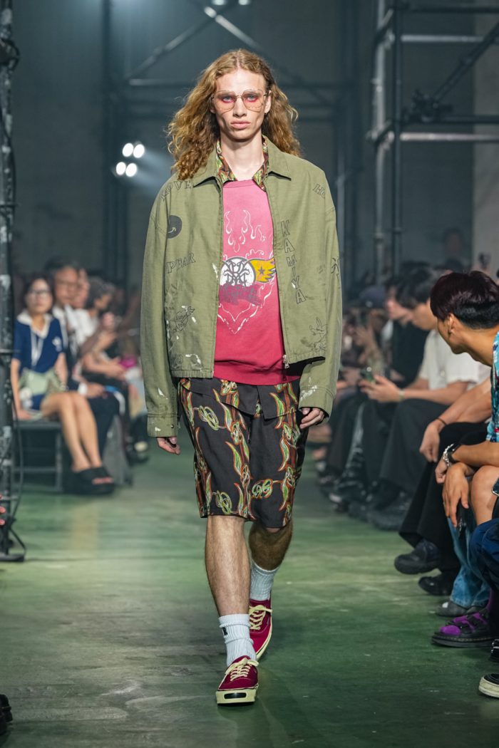 「KAMIYA（カミヤ）」、2026年春夏コレクションを発表