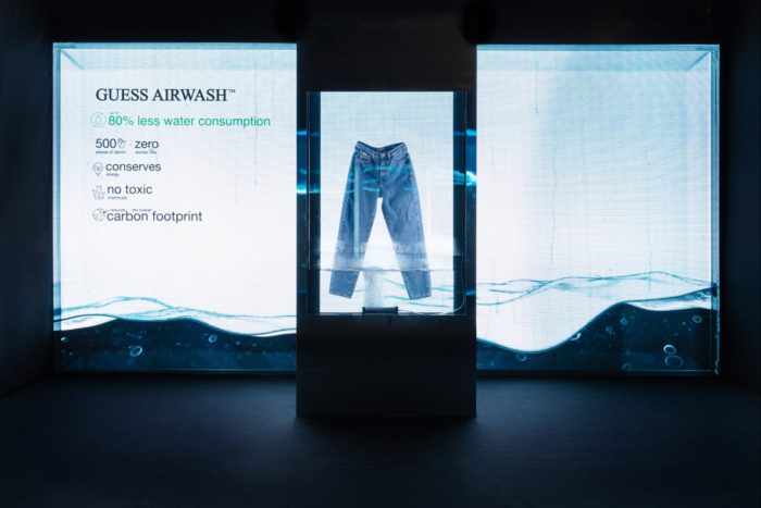 GUESS JEANS、「THE NEXT 40 YEARS OF DENIM」開催　