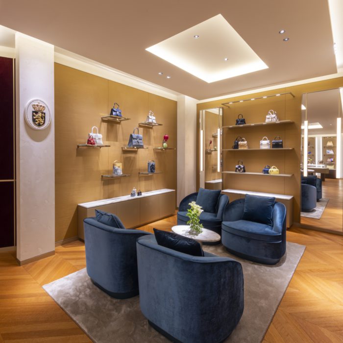 「Delvaux（デルヴォー）」、九州初出店　福岡市の岩田屋本店にオープン