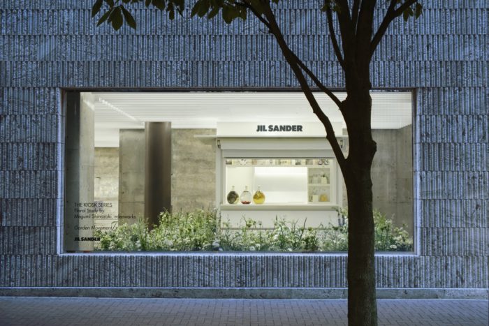 「JIL SANDER銀座」でフラワーインスタレーションイベント「GARDEN MOVEMENT」を開催
