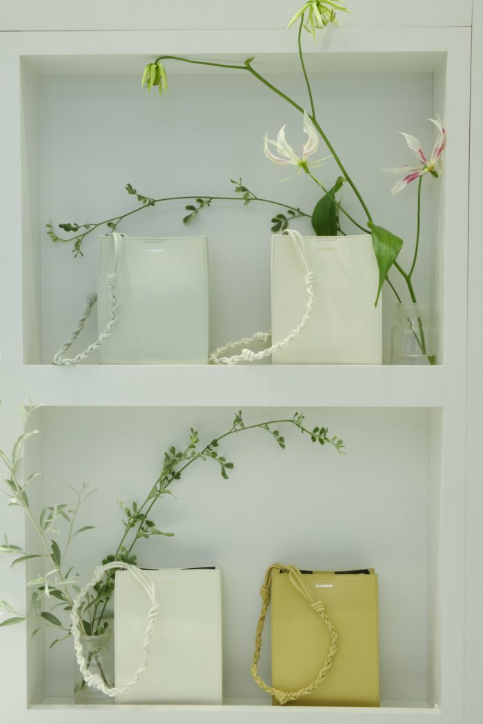 「JIL SANDER銀座」でフラワーインスタレーションイベント「GARDEN MOVEMENT」を開催