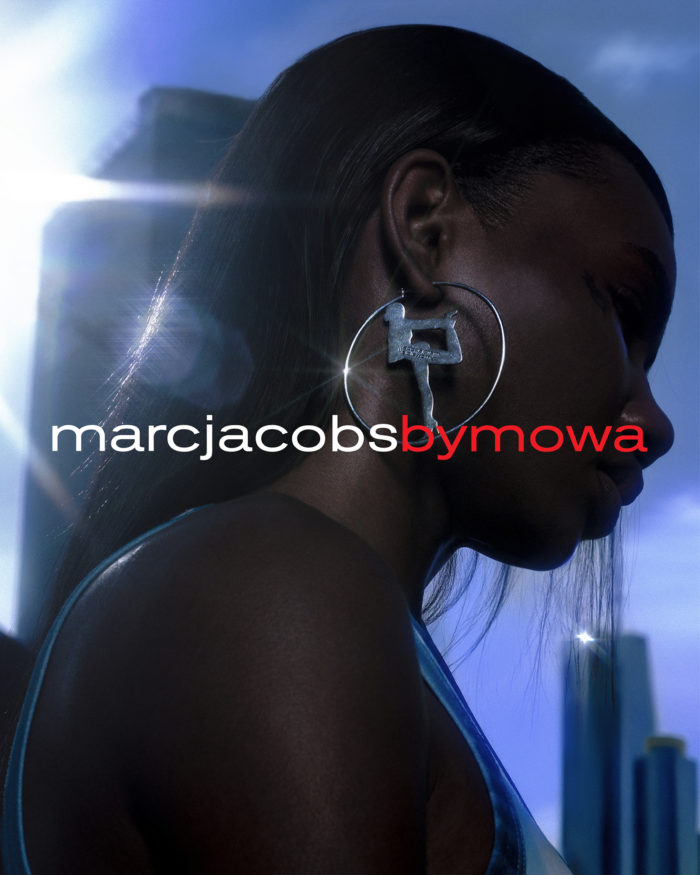 「MARC JACOBS（マーク ジェイコブス）」、「MOWALOLA （モワローラ）」と組んだ新コレクションを発売