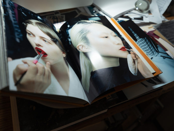 「FETICO（フェティコ）」、初の写真集を発売　2025-26年秋冬コレクションのランウェイショーを記録