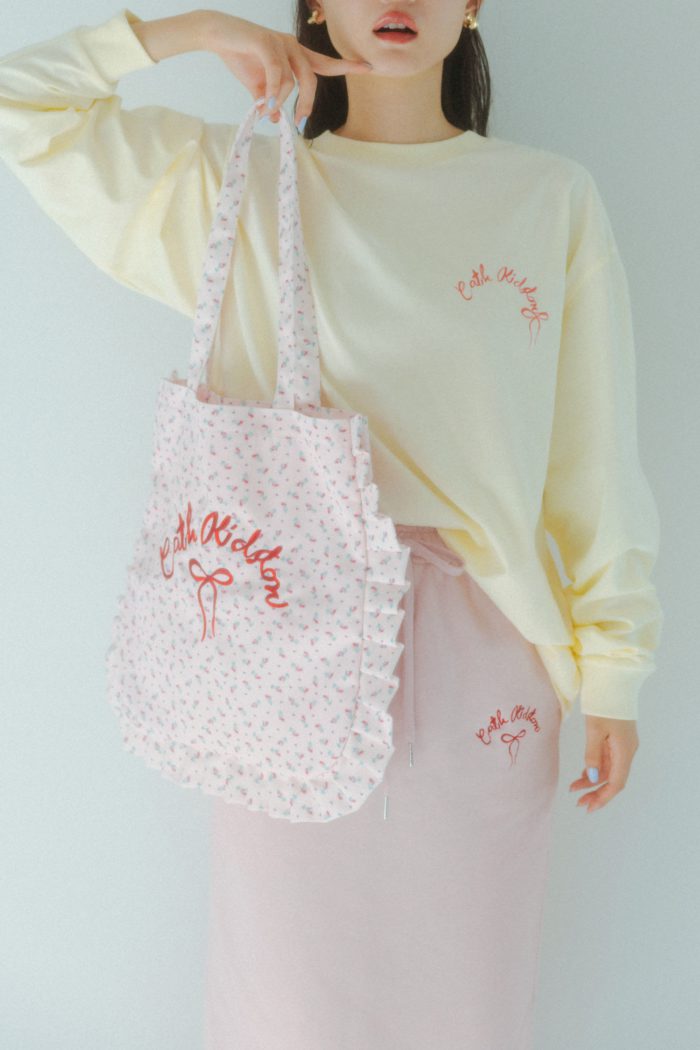 日本再上陸で話題！「Cath Kidston（キャス キッドソン）」の日常着で、大人チャーミングに