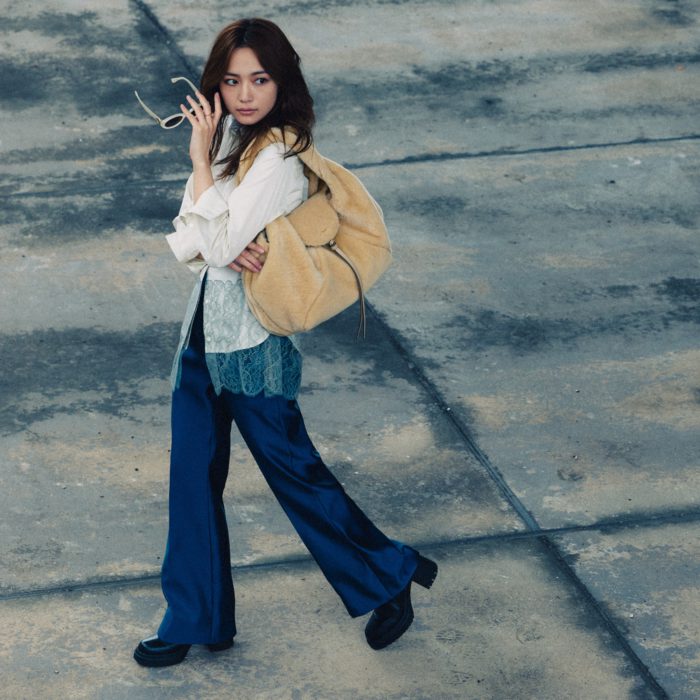 「FENDI（フェンディ）」、バッグ「フェンディ スパイ（FENDI Spy）」の映像を配信　ブランドアンバサダーの川口春奈さんを起用