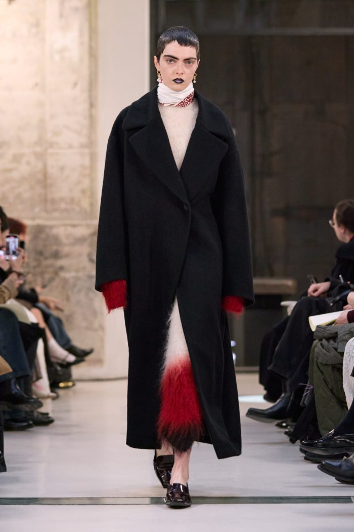 「Mame Kurogouchi（マメ クロゴウチ）」、2025-26年秋冬コレクション「Katachi」をDover Street Market Ginzaで発売